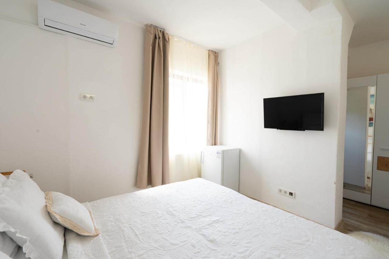Irene Bed & Breakfast Tisno Kültér fotó